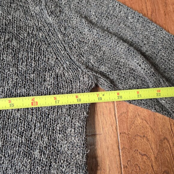 ZARA KNIT Pullover Women's Sweater V-neck Olive Green Bell Sleeve Medium - Picture 8 of 8